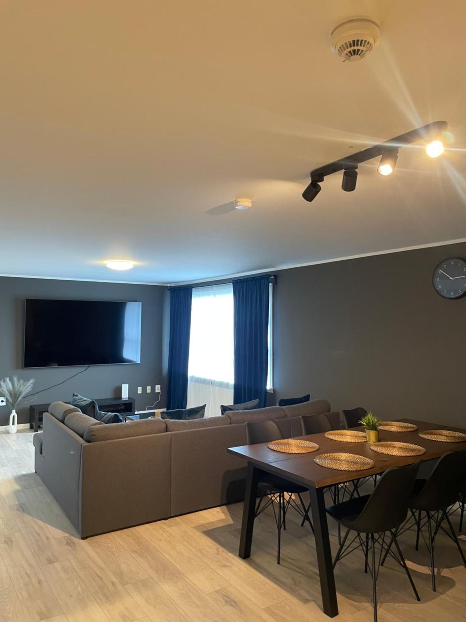 Iq Apartments 2 ケプラヴィーク エクステリア 写真